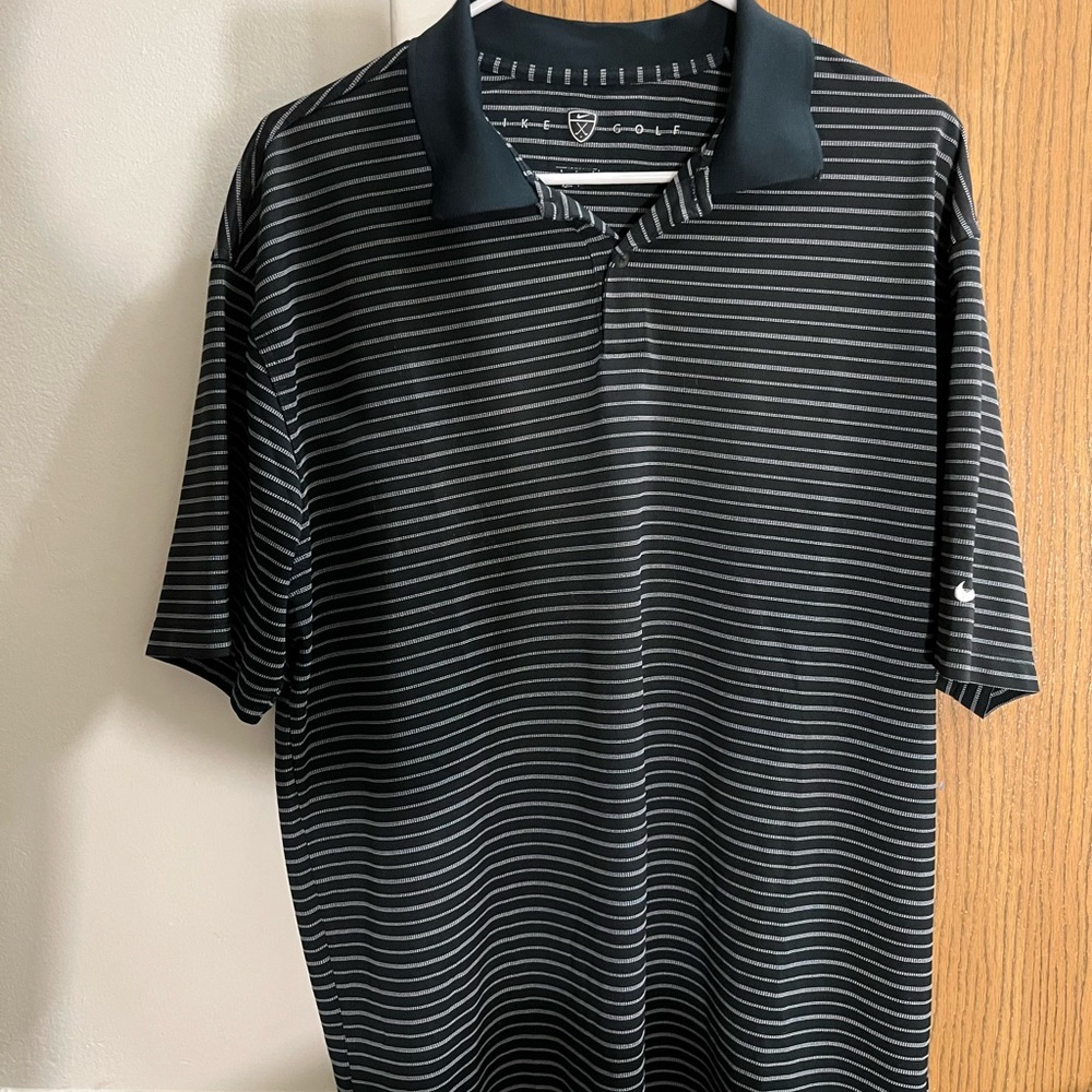 Nike Men's Black Striped Polo Shirt